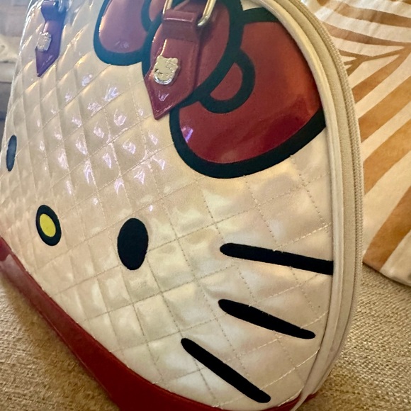 Collector’s HELLO KITTY DOMED SATCHEL by San Rio MADE  2013 New Vintage Bag! - Picture 10 of 16